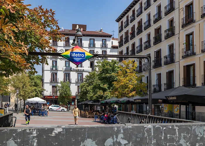 Home Chueca - Gran via